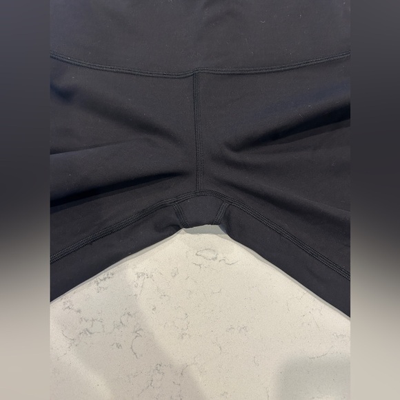 Lululemon Wunder Train High-Rise Leggings - size 6 - 28 inches - black - Picture 3 of 10
